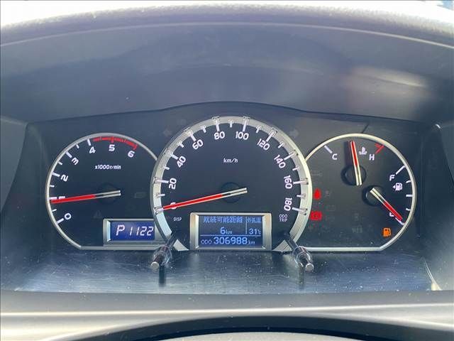 TOYOTA REGIUSACE VAN 4WD 2015 Image 31