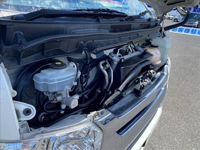 TOYOTA REGIUSACE VAN 4WD 2015 Image 31