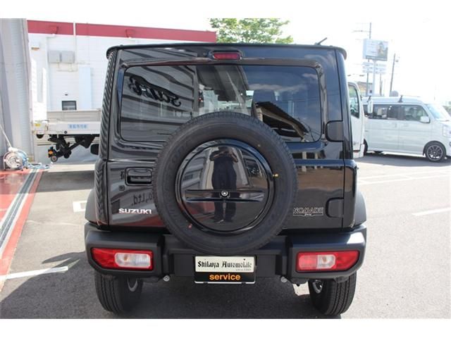 SUZUKI JIMNY NOMADE 2025 Image 31