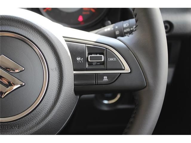 SUZUKI JIMNY NOMADE 2025 Image 31