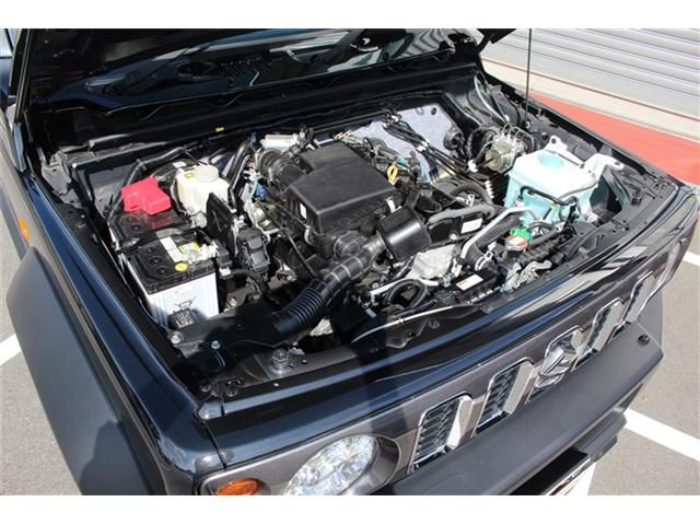 SUZUKI JIMNY NOMADE 2025 Image 31