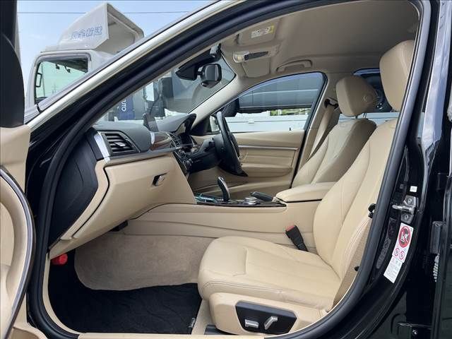 BMW 3SERIES TOURING 2016 Image 31