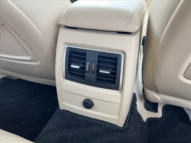 BMW 3SERIES TOURING 2016 Image 31