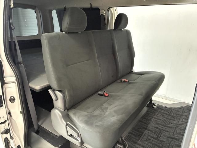 TOYOTA HIACE VAN 4WD 2015 Image 31