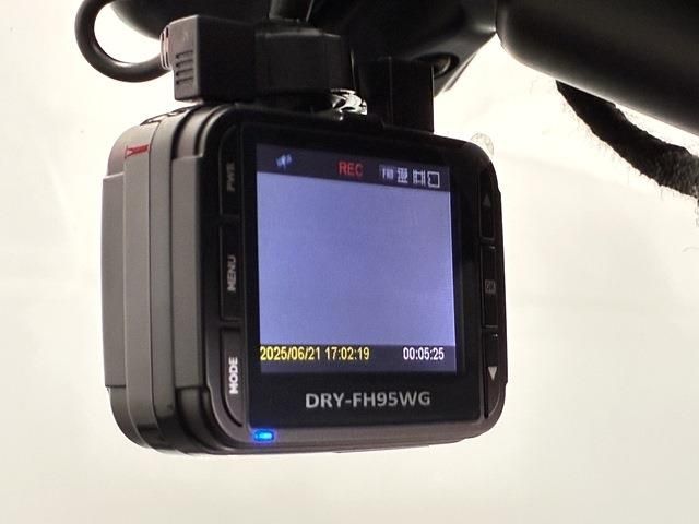 TOYOTA HIACE VAN 4WD 2015 Image 31