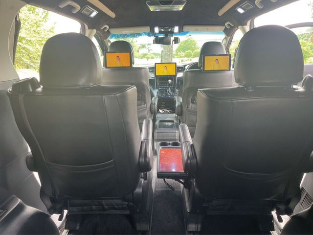 TOYOTA VELLFIRE 2010 Image 31