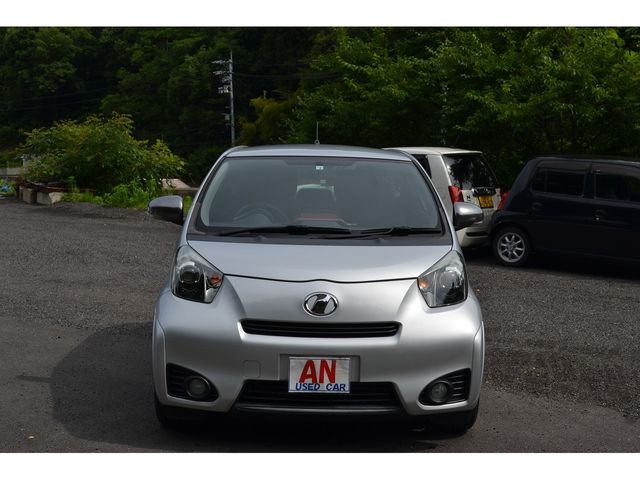 TOYOTA IQ 2012 Image 31