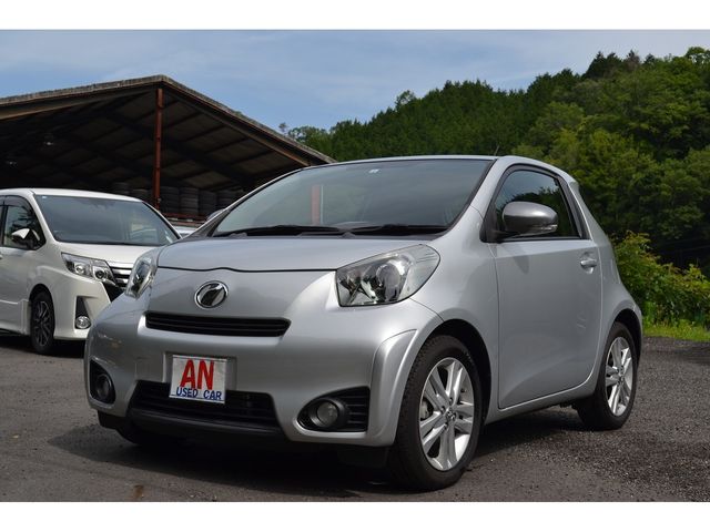 TOYOTA IQ 2012 Image 31