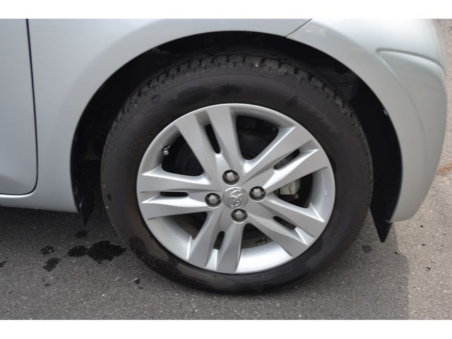 TOYOTA IQ 2012 Image 31