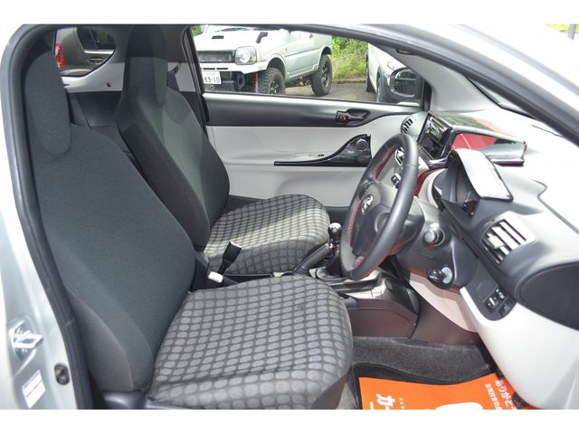 TOYOTA IQ 2012 Image 31