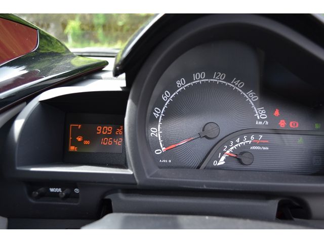 TOYOTA IQ 2012 Image 31