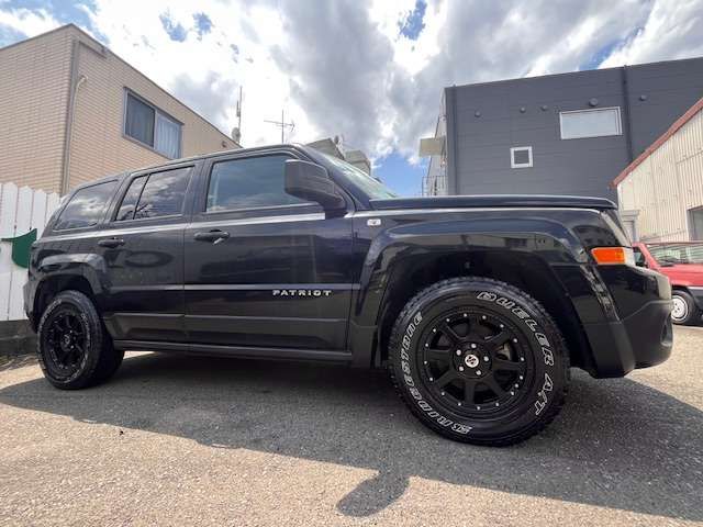 JEEP PATRIOT 2011 Image 31