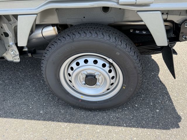 SUZUKI CARRY TRUCK 4WD 2025 Image 31