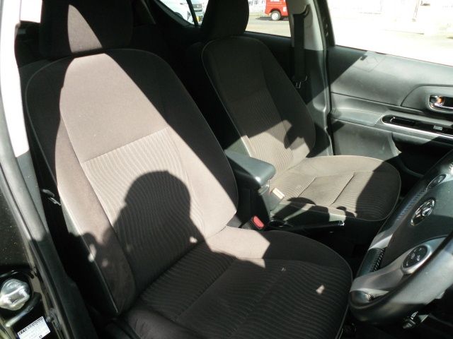 TOYOTA AQUA 2016 Image 31