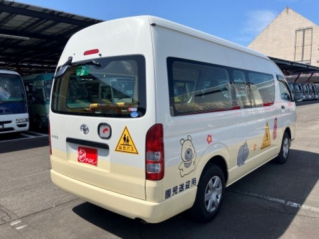 TOYOTA HIACE COMMUTER 2010 Image 31