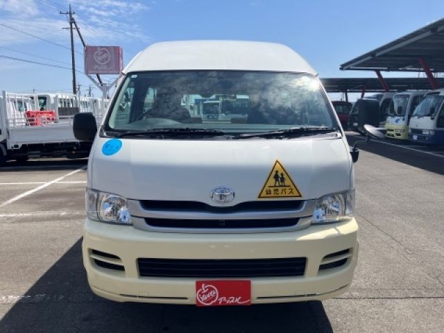 TOYOTA HIACE COMMUTER 2010 Image 31