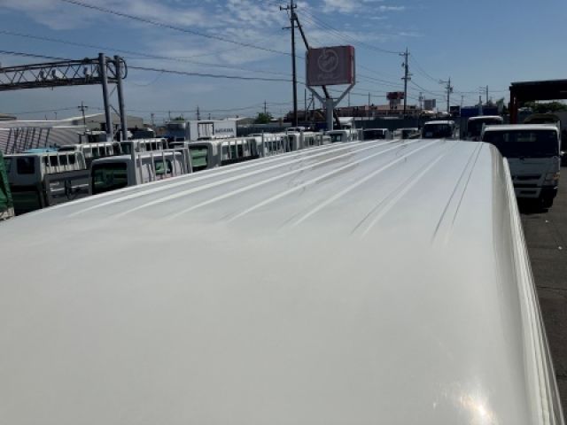 TOYOTA HIACE COMMUTER 2010 Image 31