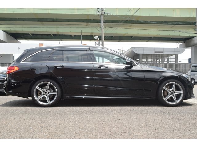 MERCEDES BENZ C CLAS 2018 Image 31