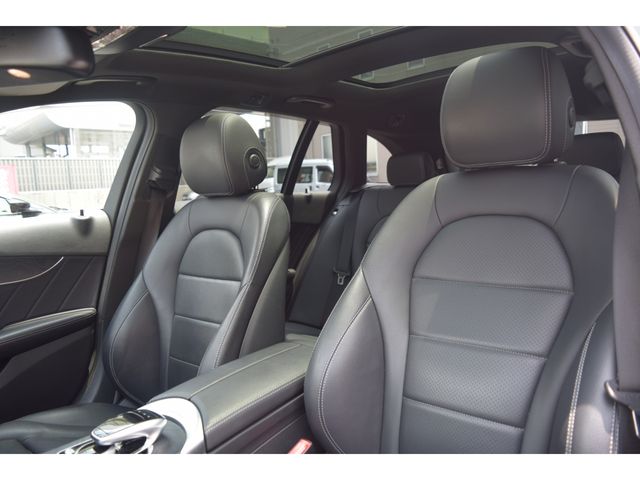 MERCEDES BENZ C CLAS 2018 Image 31