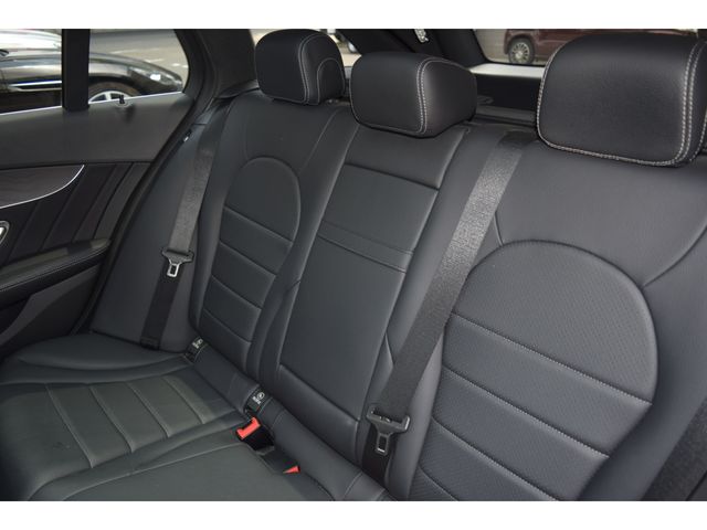 MERCEDES BENZ C CLAS 2018 Image 31