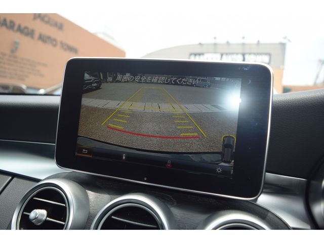 MERCEDES BENZ C CLAS 2018 Image 31