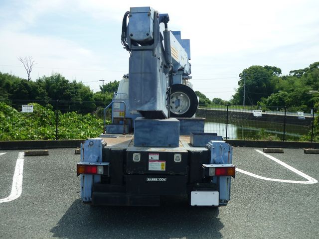 HINO DUTRO 2007 Image 31