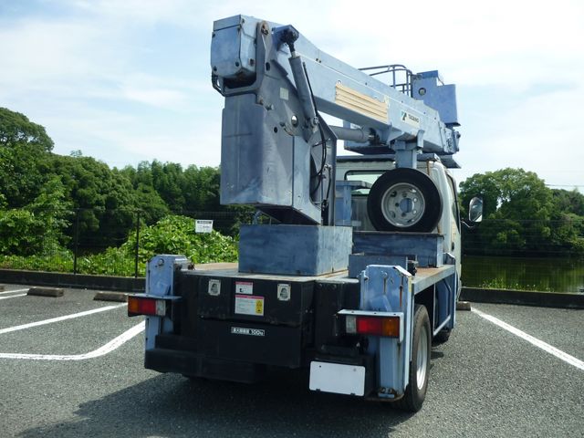 HINO DUTRO 2007 Image 31