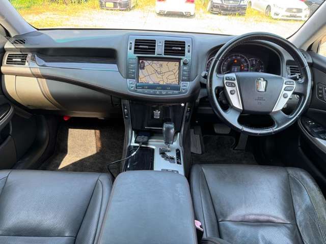 TOYOTA CROWN SEDAN 2011 Image 31