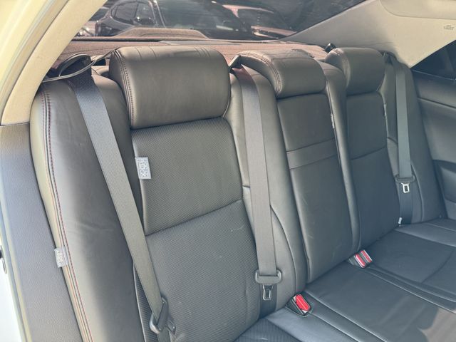 TOYOTA CROWN SEDAN 2011 Image 31