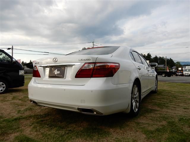 TOYOTA LEXUS LS460 2009 Image 31