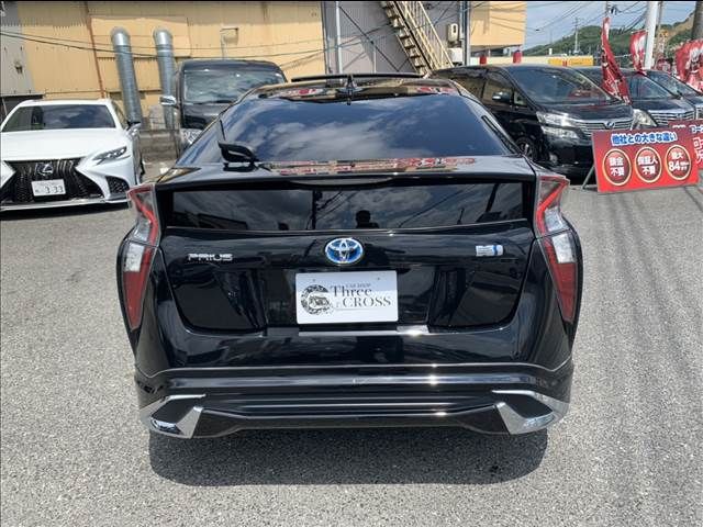 TOYOTA PRIUS 2016 Image 31