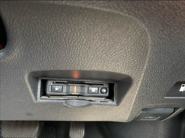 TOYOTA PRIUS 2016 Image 31