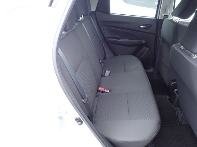 SUZUKI SWIFT 2022 Image 31