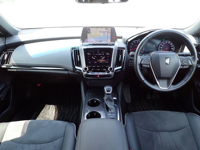 TOYOTA CROWN SEDAN 2020 Image 31