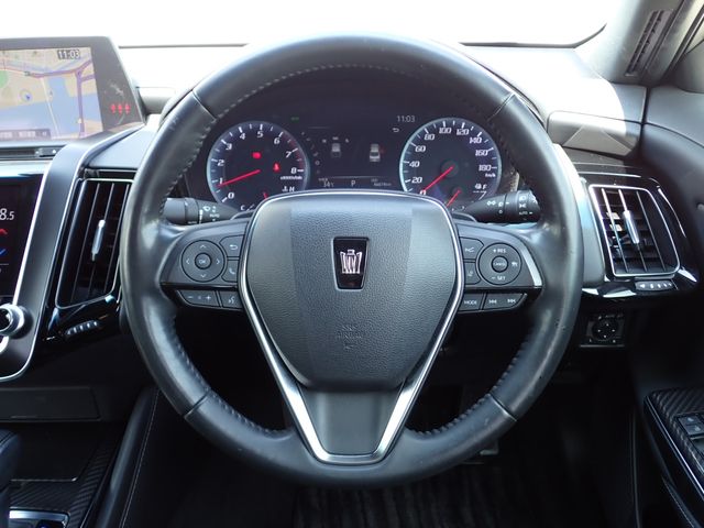 TOYOTA CROWN SEDAN 2020 Image 31