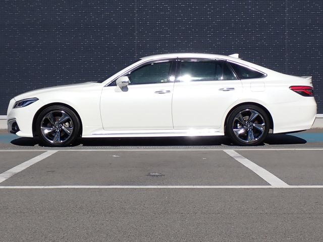 TOYOTA CROWN SEDAN 2020 Image 31