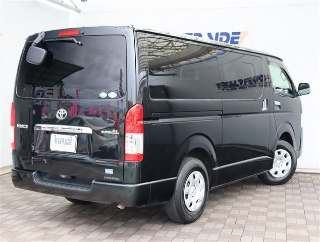 TOYOTA HIACE VAN 2WD 2020 Image 31