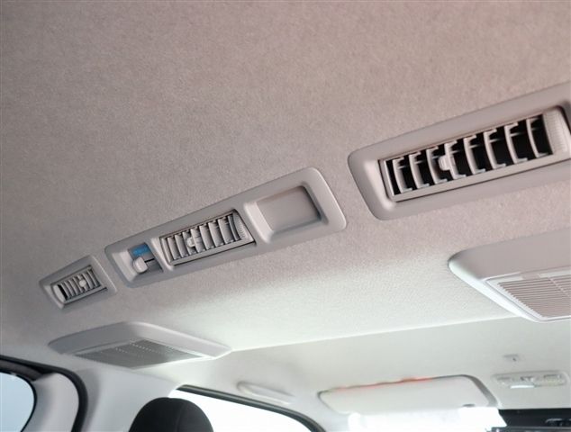 TOYOTA HIACE VAN 2WD 2020 Image 31