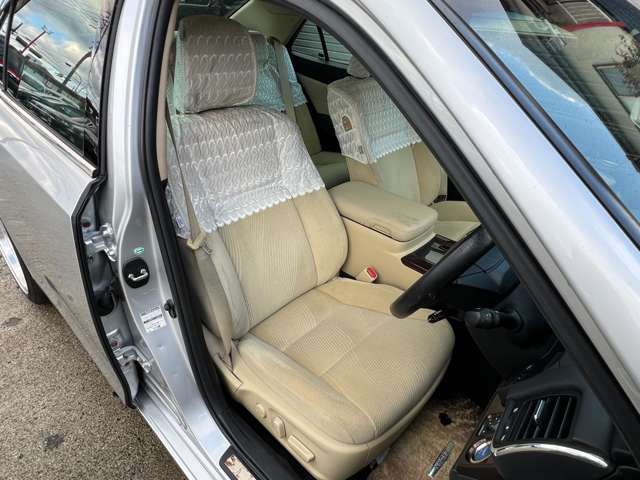 TOYOTA CROWN SEDAN 2013 Image 31