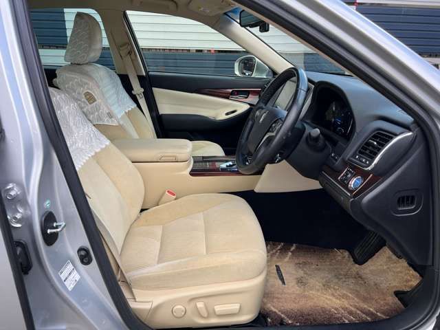 TOYOTA CROWN SEDAN 2013 Image 31