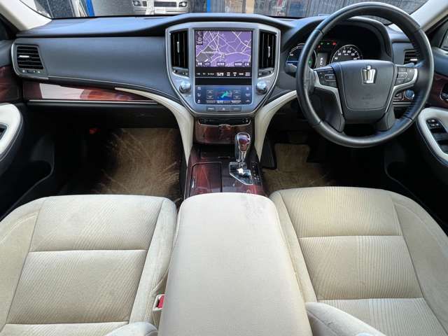 TOYOTA CROWN SEDAN 2013 Image 31