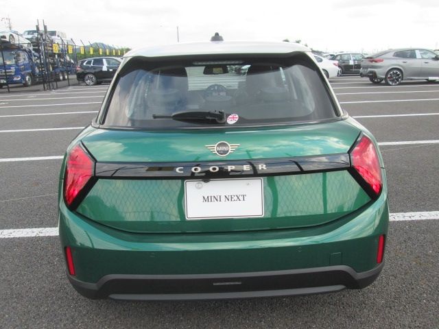 BMW MINI COOPER 5DOOR 2025 Image 31