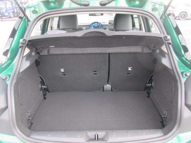 BMW MINI COOPER 5DOOR 2025 Image 31