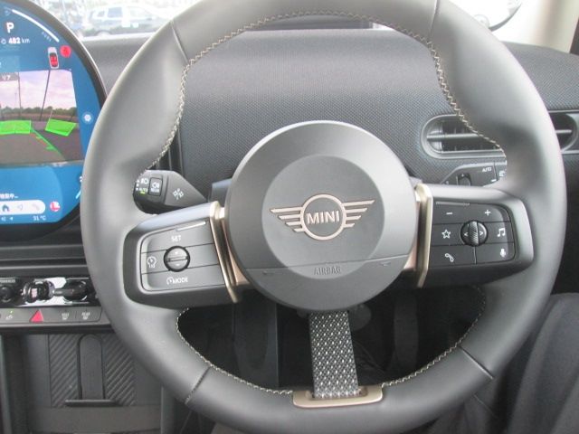 BMW MINI COOPER 5DOOR 2025 Image 31
