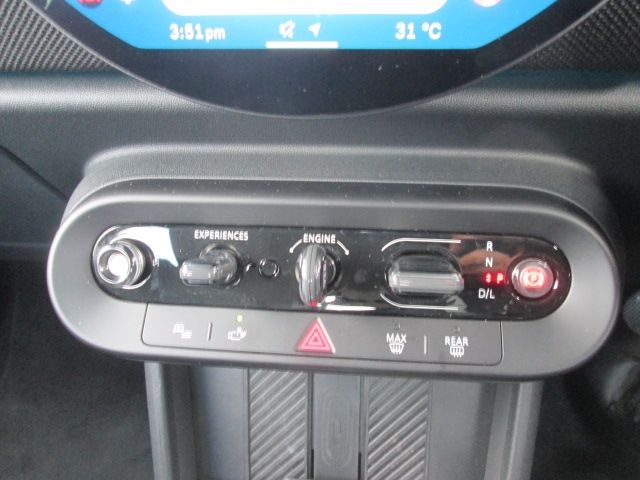 BMW MINI COOPER 5DOOR 2025 Image 31