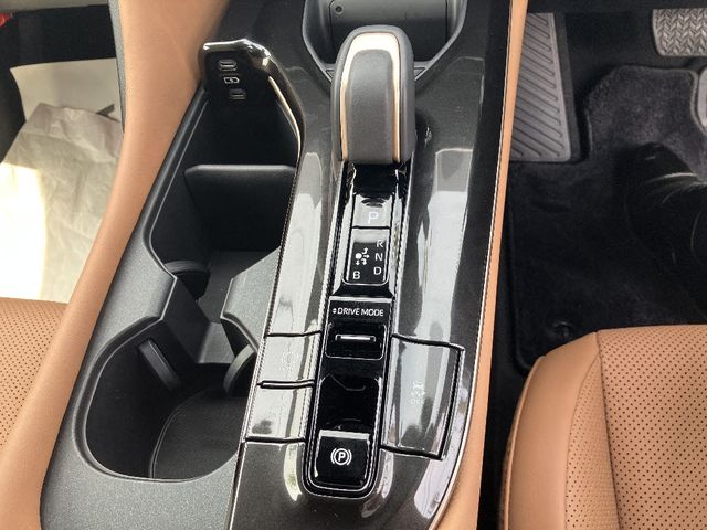 TOYOTA CROWN SPORT 2024 Image 31