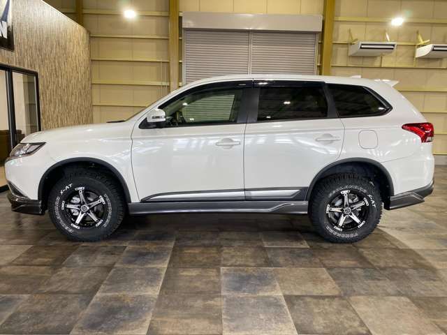 MITSUBISHI OUTLANDER 2WD 2016 Image 31