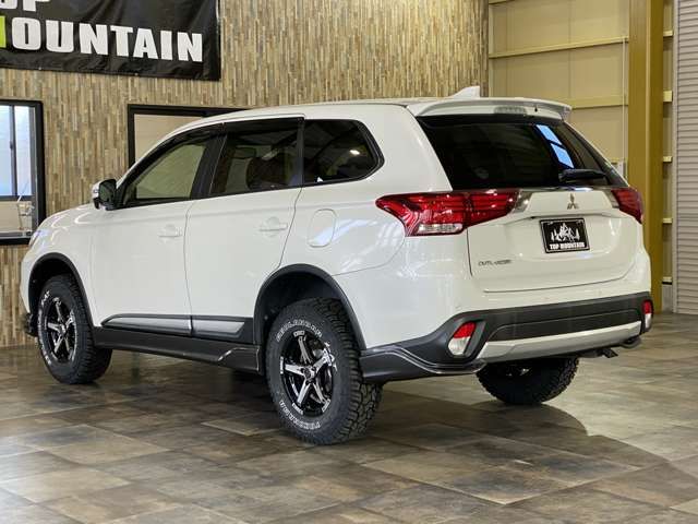 MITSUBISHI OUTLANDER 2WD 2016 Image 31