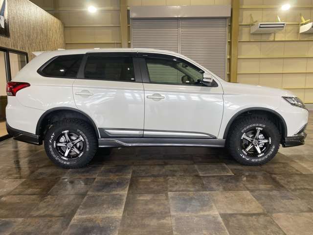 MITSUBISHI OUTLANDER 2WD 2016 Image 31