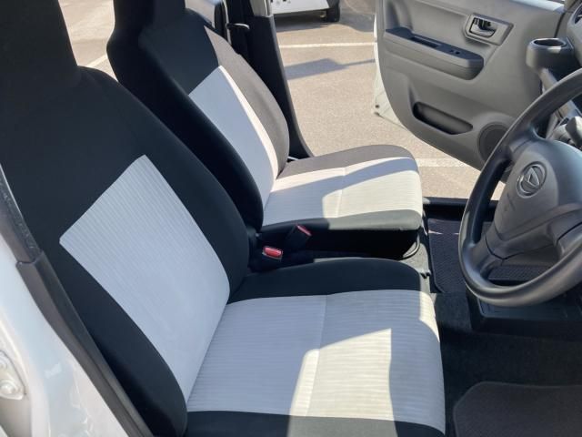 DAIHATSU MIRA E:S 2018 Image 31